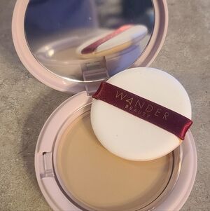 Wander Beauty Wanderlust Powder Foundation Medium